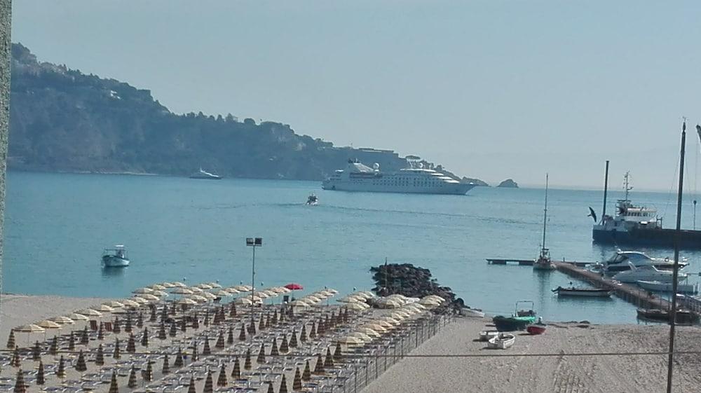 Kalaskiso' Giardini-Naxos Extérieur photo