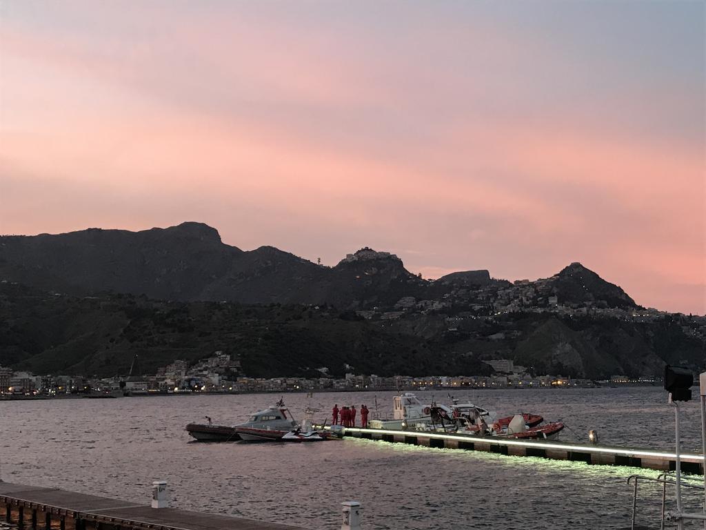 Kalaskiso' Giardini-Naxos Extérieur photo